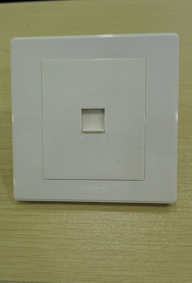 電腦插座